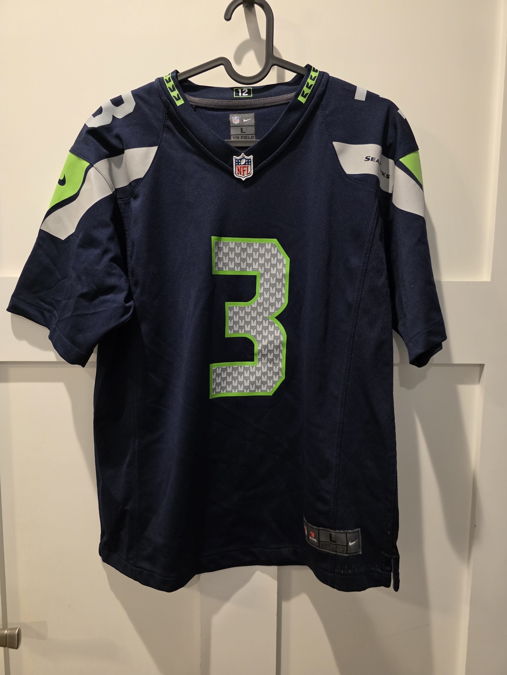NFL Seattle Seahawks Russell Wilson #3 Kids Youth Navy Jersey Size Large 14/16